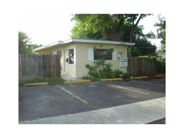 910 3RD AV
