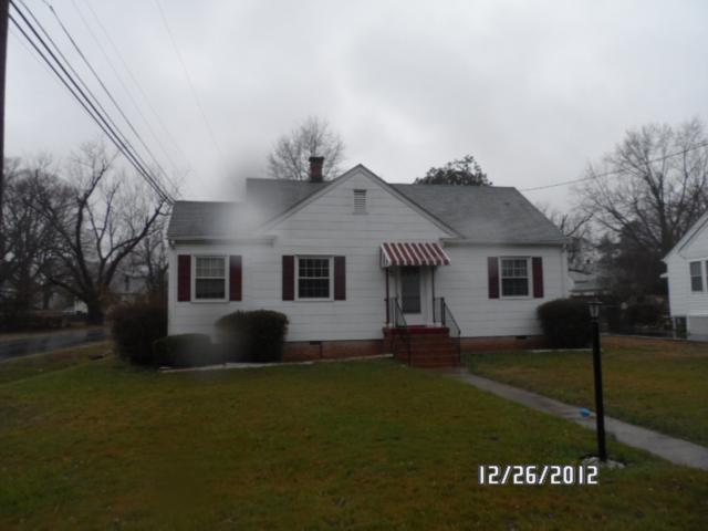 3700 Pemberton Ave
