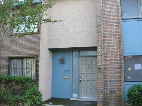 546 Winston Dr