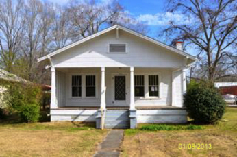 203 Thompson St