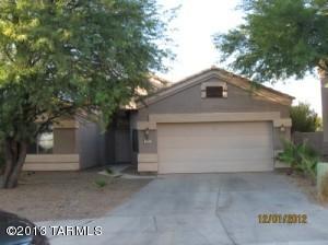 2411 N Emerald Lake Ct