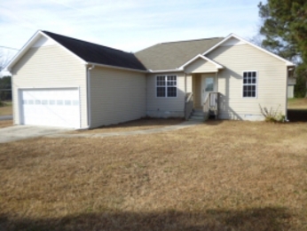 15 Maudie Lane