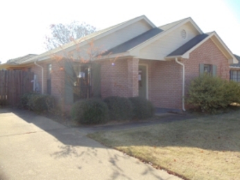 236 Hambleton Rd