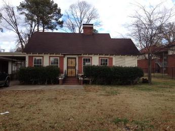 121 W Danner Ave