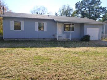 2304 Beth Ln