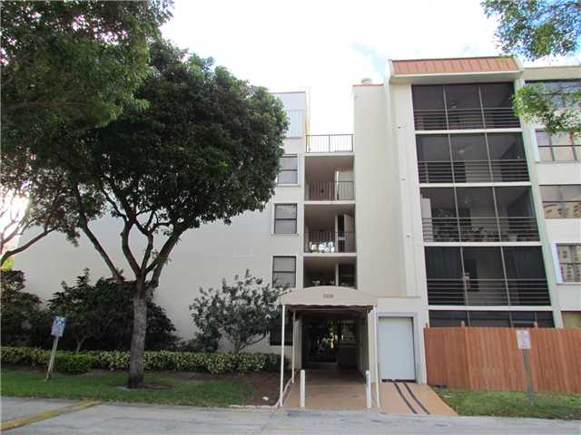 3350 NE 192 ST # 4Q-B