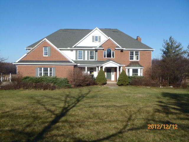 3190 Ridge Rd