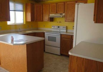 1094 North 200 West