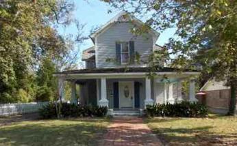 1109 Reid St