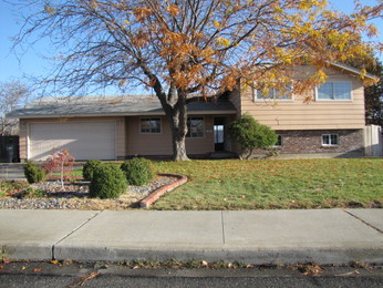 2412 West Grand Ronde Place