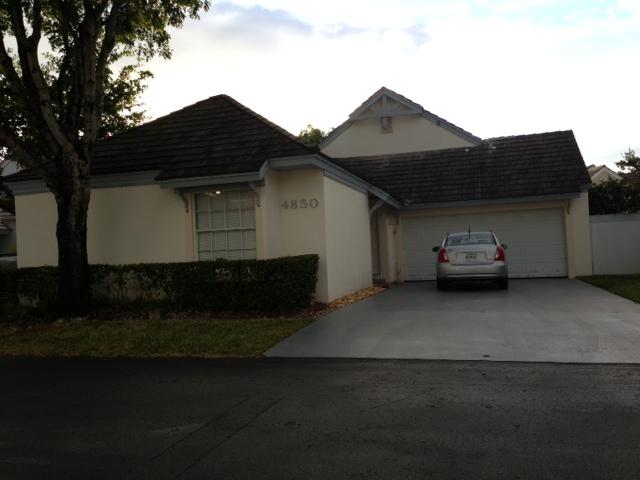 4850 NW 99 CT