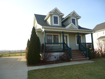3734 Country Side Dr