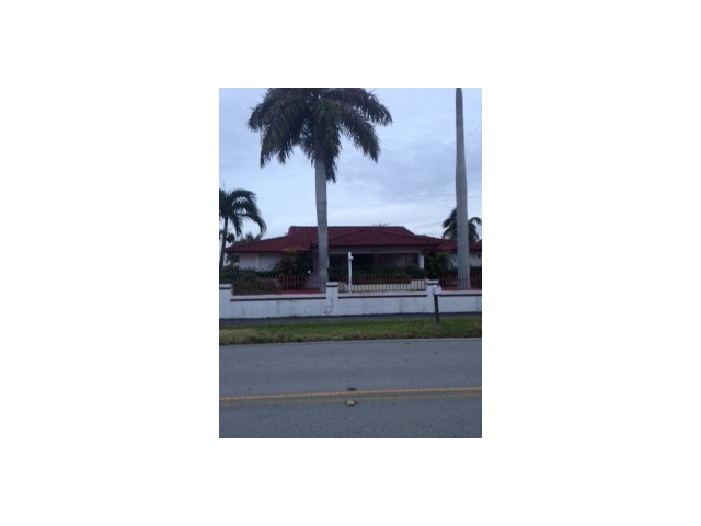 2290 SW 132 AV