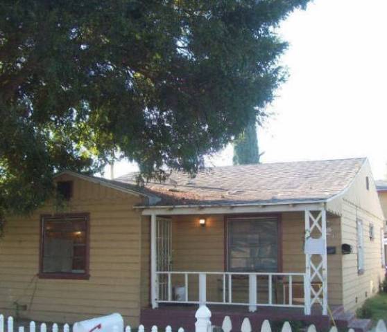 2914- 2916 East Coolidge Street