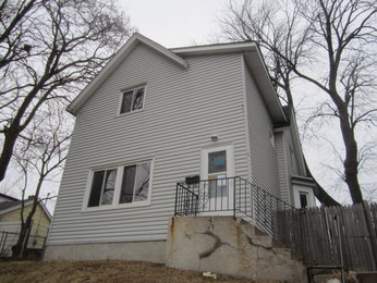 21 Magnolia Ave E