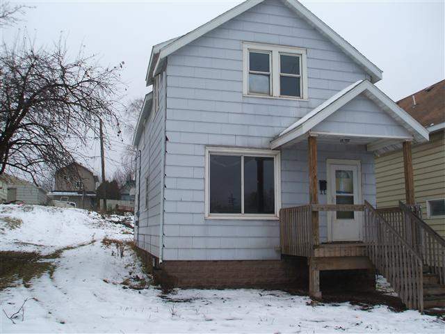 11 S 60th Ave W
