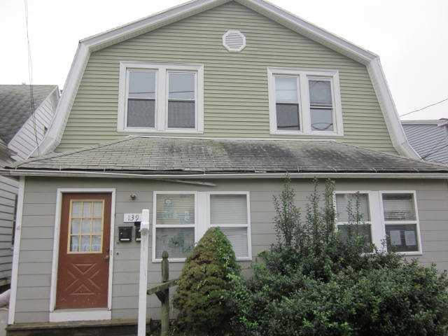 139 Hollister St