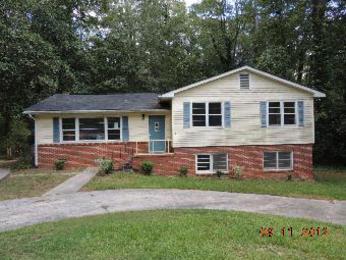 1831 Lullwater Cir