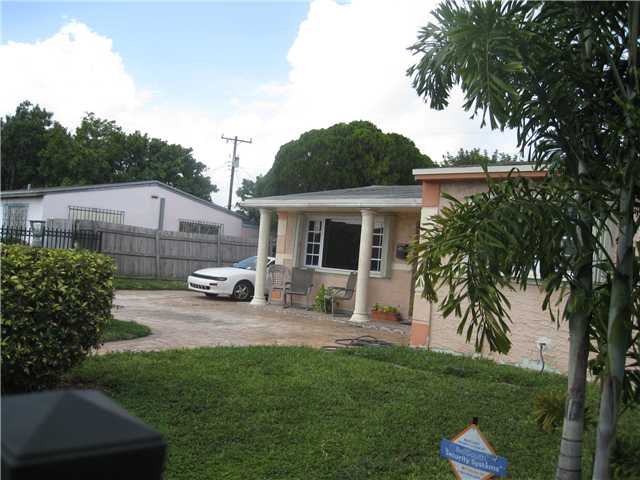 781 NW 183 DR