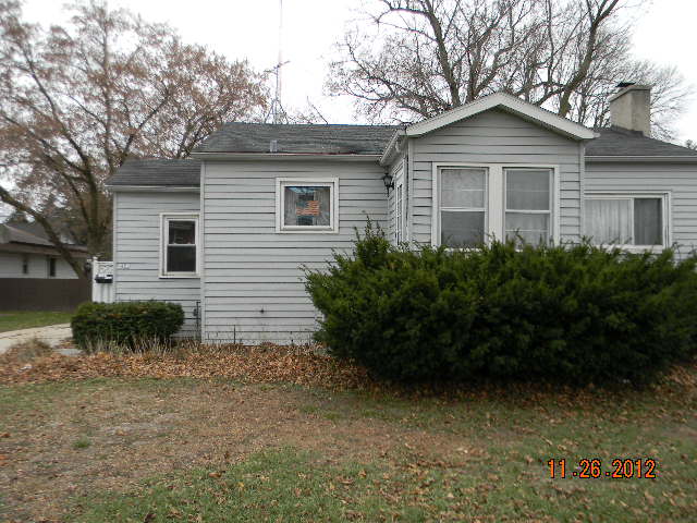 1425 Custer Ave