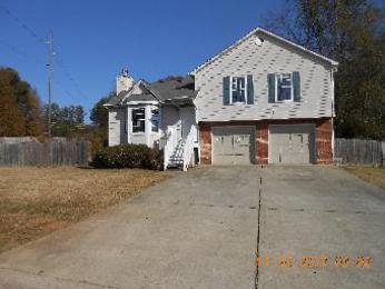 2926 Lighthouse Ln