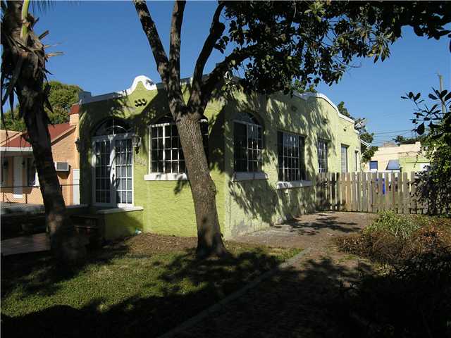 2341 SW 10 ST