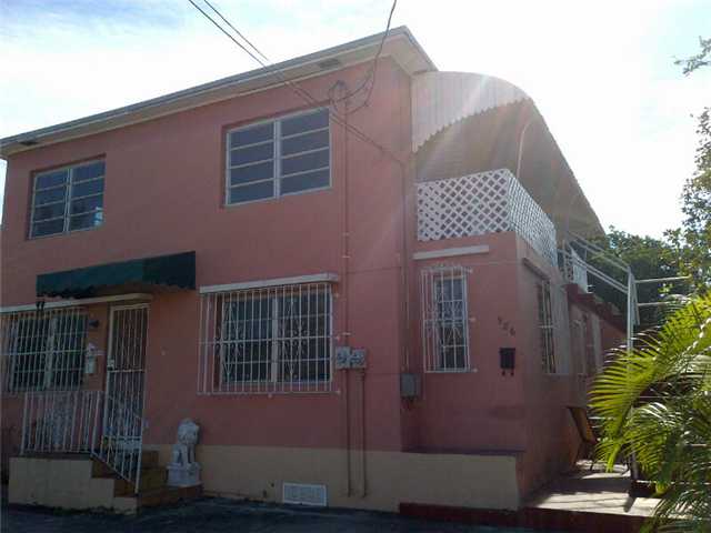 984 SW 6 ST