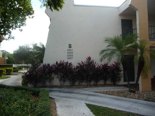 13913 SW 90 AV # 106 B