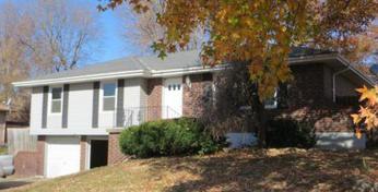 205 SE Moore Ct