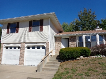 2404 Sunflower St