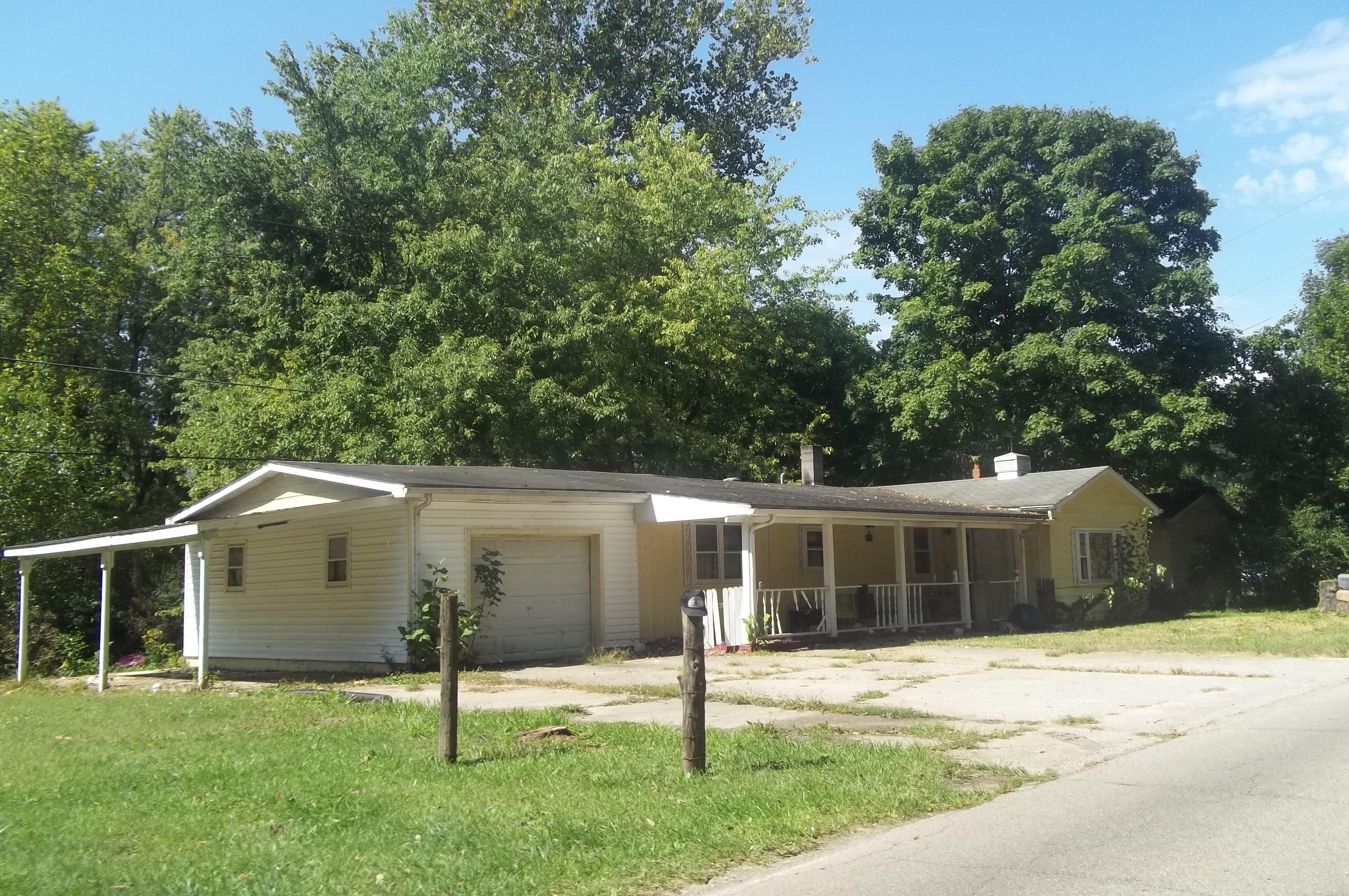 217 Narrows Rd