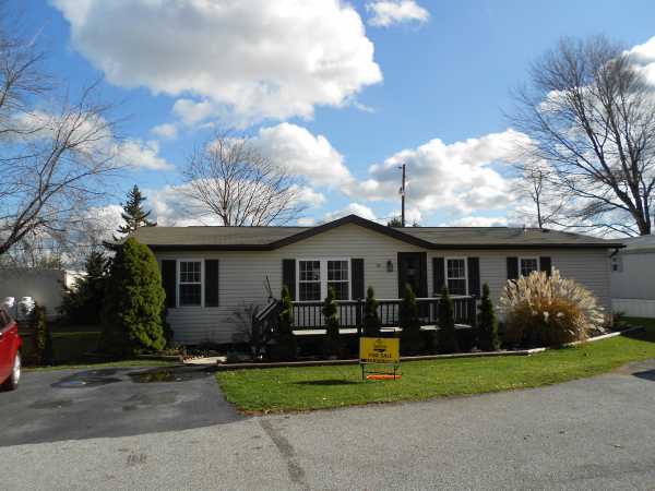 33 Londonderry Court