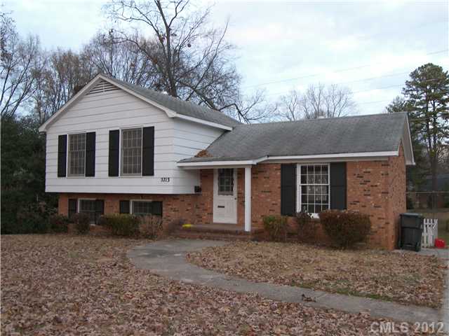 5713 Barrington Dr