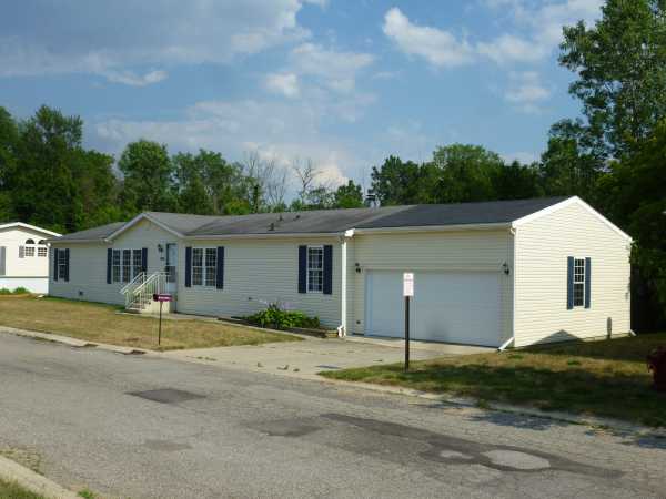 1776 Knollwood Bend