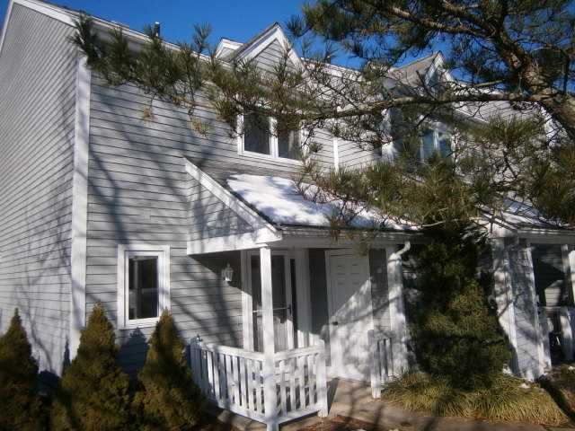 62 Westcliff Dr # F62