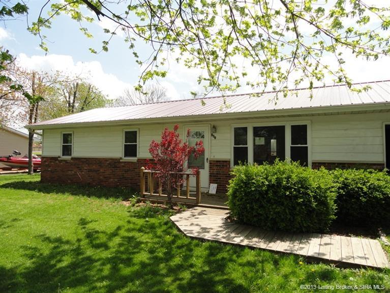 403 W Hall Cir