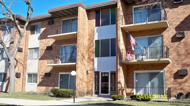 4137 W 97th Pl Apt 211