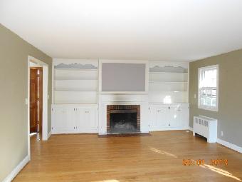 124 Greenlawn Street