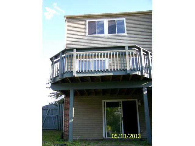 114 Spectator Ln