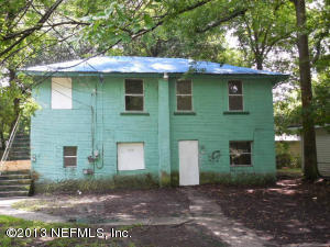 3352 Phyllis St