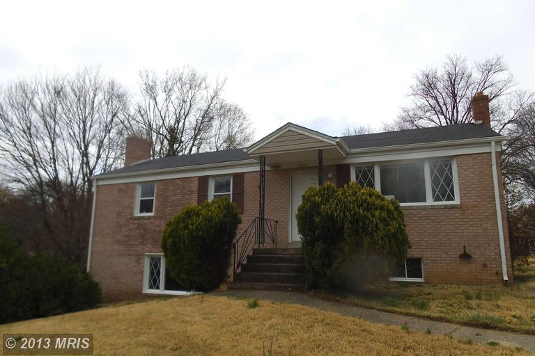 4900 Cleveland Ct