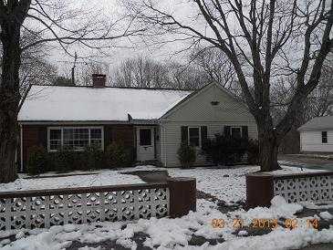49 Corrinne St