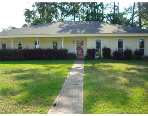302 Eastview Dr
