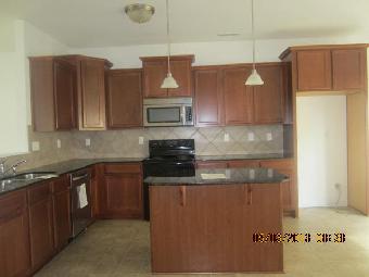 126 W Cavendish Dr