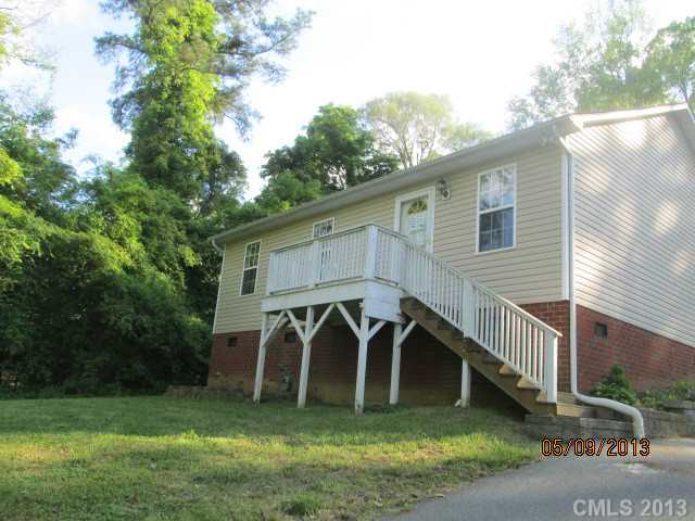 95 Shamrock St Ne