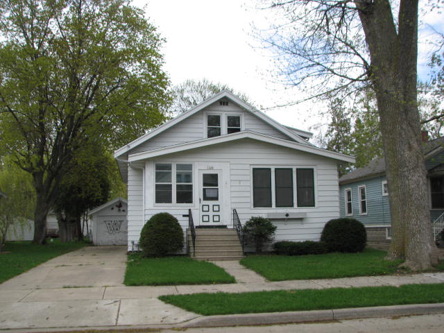 1028 Eastman Street
