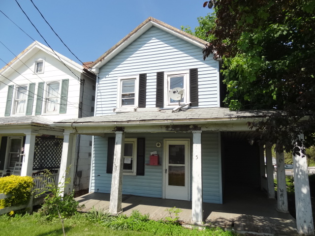 5 Webster St