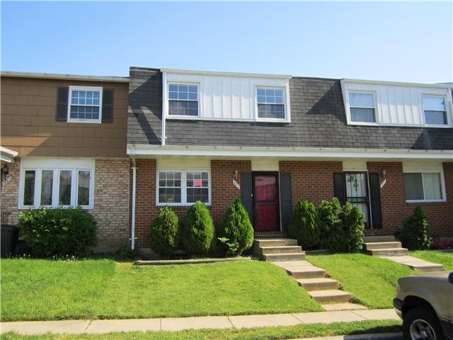 463 Kenilworth Ct
