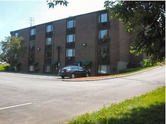 90 Sutton Street Unit 4