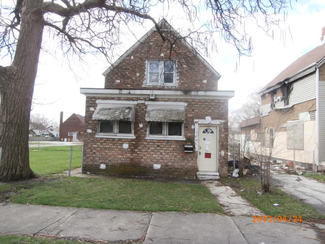 15144 Turlington Ave
